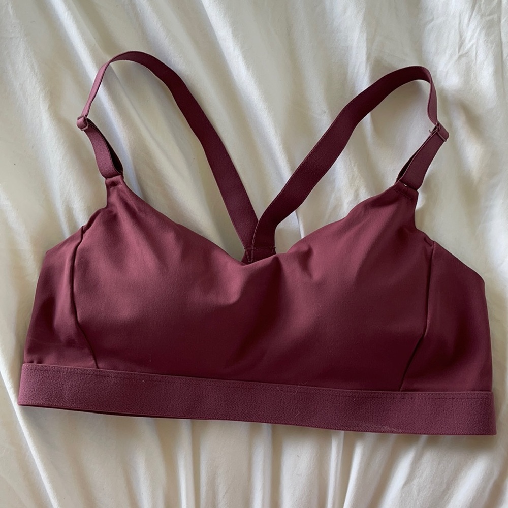 Old navy moderate support sports bra
